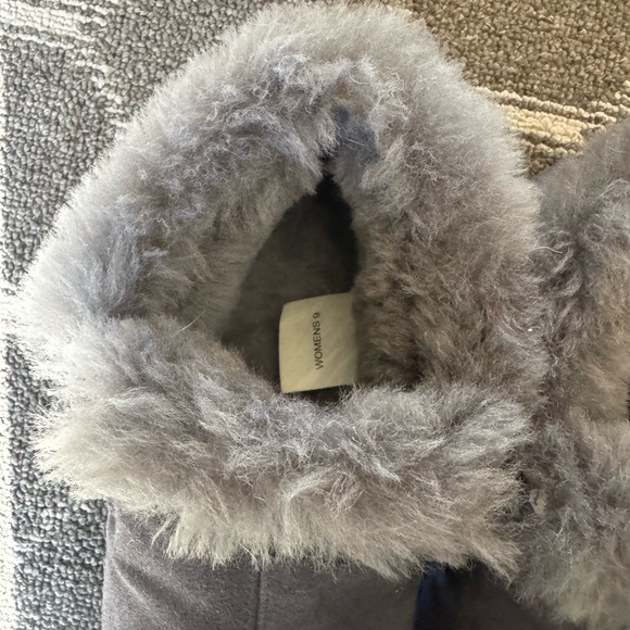 Overland Gray Women's Fur-Lined Slippers | Rubber Sole For Outdoors - Picture 6 of 8